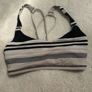 Lululemon sports bra